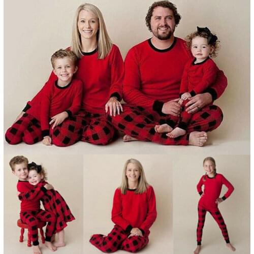 Kuriozud Clothes For A Family Photo Shoot