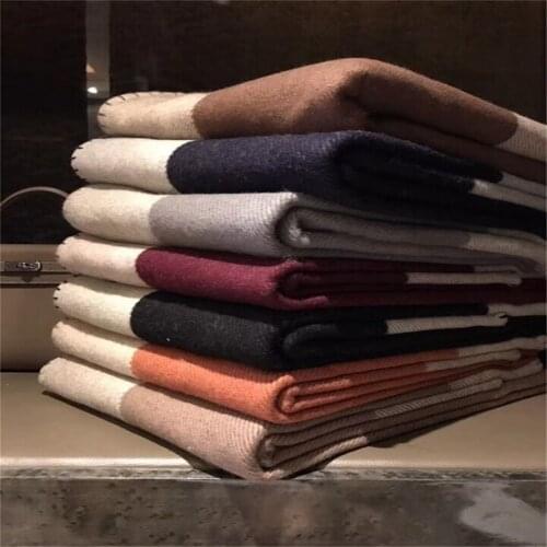 European And American Nobles Luxury Thickening H Blanket Shawl Scarf Thick Air Conditioning Sofa Aircraft Blanket