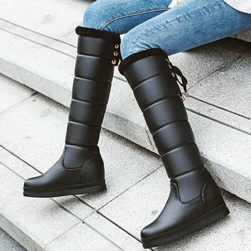 2021 Female Snow Boots Comfortable Warm Winter Plush Lining Knee High Boots Fashion Lace-up Platform Flat Heel Womens Shoes
