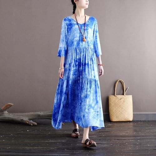 Johnature Women Blue Tie-dyed Dress V-neck Seven Sleeve Vintage Robes Cotton Soft Loose 2021 Summer New Patchwork Long Dress