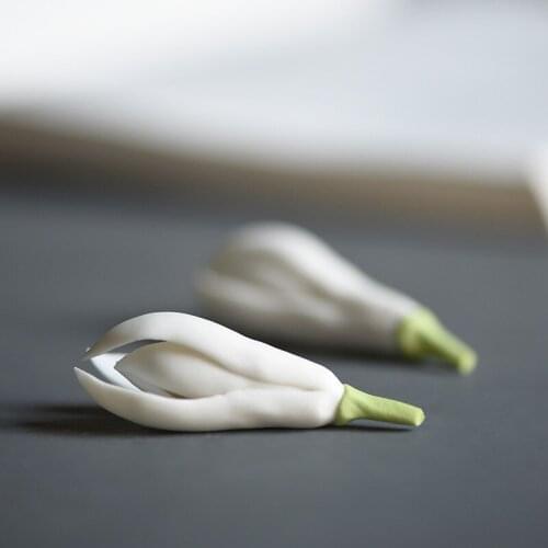 Handmade Tea Pet Ceramic White Magnolia Flower Creative Tea Pet White Tea Ceremony Tea Table Decoration Tea Play Gifts Tea Pet