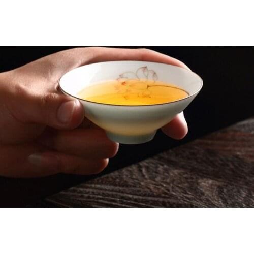 Kung Fu Tea Cup Personal Dedicated Ladies Single Tea Cup Single Cup Hand-painted Hat Cup Master Cup Ceramic Cup NO.YZ32