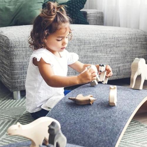 Wooden Balance Board Children Curved Seesaw Yoga Fitness Equipment Baby Indoor Montessori Toys Kids Outdoor Sports Rainbow Color