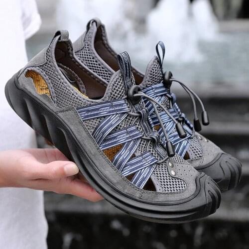 Man New Fashion Mesh Casual Shoes Male Summer Hollow Breathable Leisure Sports Shoes Masculino Outdoor Slip-on Walking Sneakers