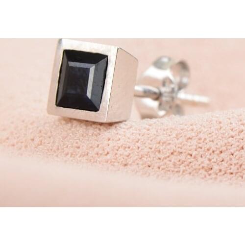 Sapphire Men 'S Earrings 14K