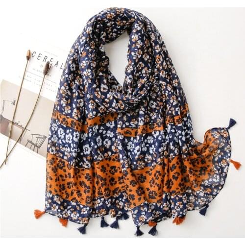 180*90cm Sunscreen Shawl Women Fashion Print Elegant And Fresh Travel Sunscreen Shawl Cotton And Linen Fringed Beach Towel Shawl