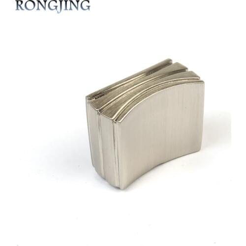 2x Square Modern Kitchen Cabinet Drawer Knobs Cupboard Closet Dresser Drawer Handles Wine Box Pulls Nickel Brushed