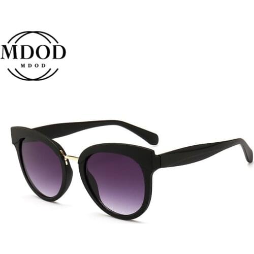 Trendy Colored Half Frame Cat Eye Sunglasses Women Brand High Quality Eyeglasses Street Beat Shopping Oculos De Sol Gafas UV400