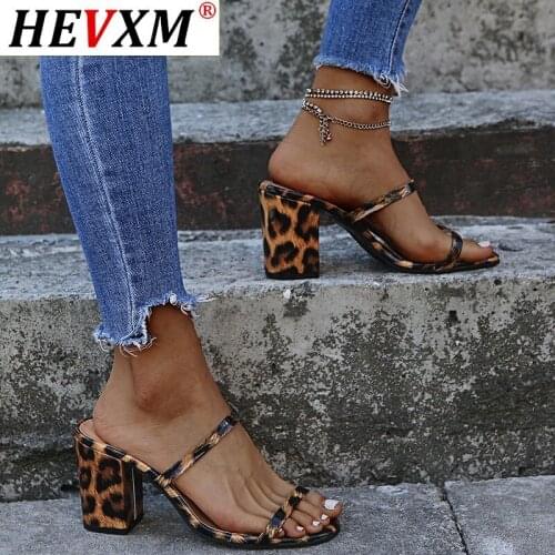 Large Size Transparent Strap Solid Pumps Slippers Color Thin Band Open Toe Summer Shoes Woman Beach Slides Flip Flops Zapatos