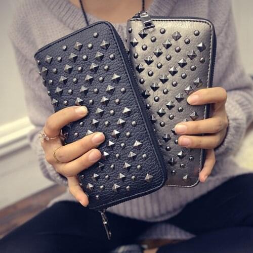 Retro Women Wallet Rivet Solid Color Zipper High Quality Female High Capacity Coin Purses Womens Clutch Bag Card Holder