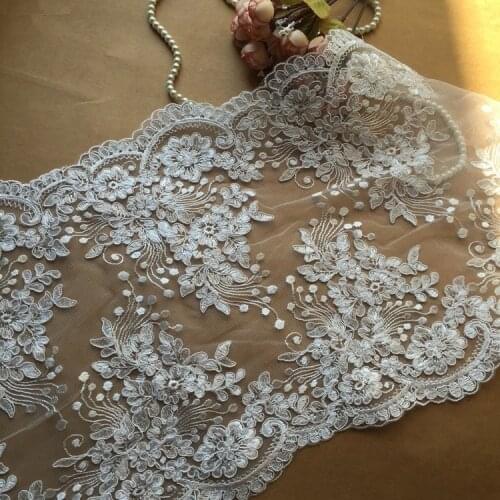 1yard 30cm Luxury Off White Bone Embroidery Lace Trim 2side Crocheted Lace Material for Tablecloth Table Flag Decoration X760