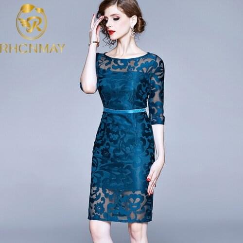 Summer Fashion womens Lace Dress Vintage Embroidery Round Neck Pencil Dress Womens Sexy Mesh Lace Party Office Dress