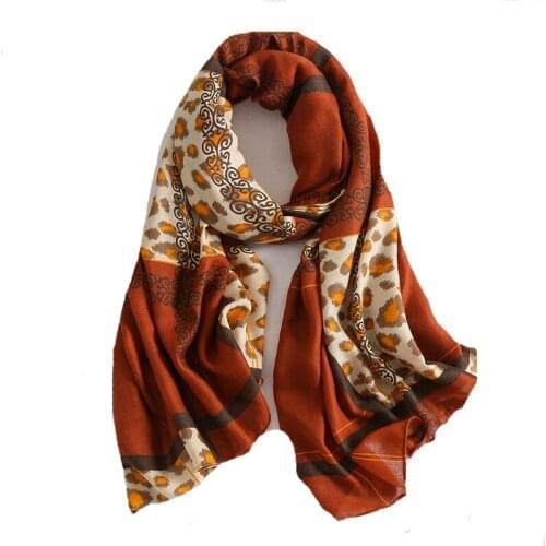 2021 Fashion Leopard Printed Cotton Viscose Printed Scarf Shawls Wraps Hijabs 3Colors 10pcs/lot