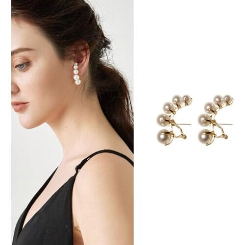 European and American Fashion Brands Gradually Change Pearl Ear Nails Women Exaggeration Temperament Vintage Earrings Jewelry