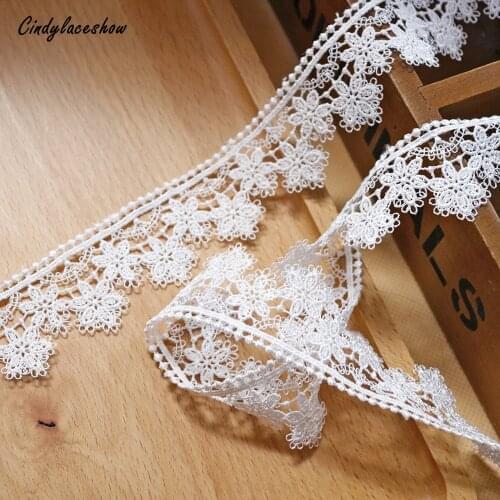 2 Yards 3cm Width Snowflake White Water Soluble Lace Trim Ribbon Lace Trimmings for Sewing Clothing Dress Decoration DIY Crafts