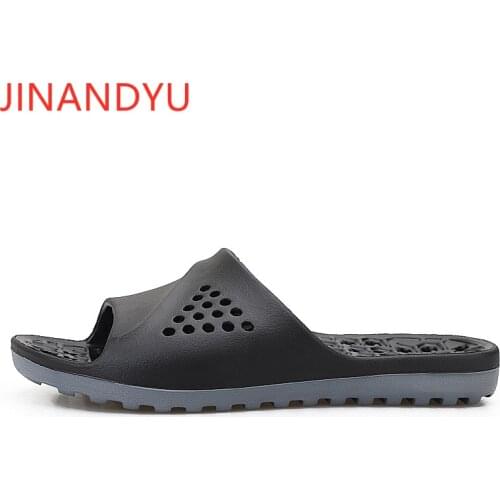 Beach Shoes Mens Slippers Outdoor Summer Slippers for Men Casual Big Size Fashion Bathroom Slippers Flats House Shoes New