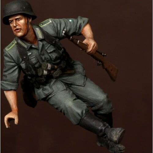 1/35 Resin Figure Model kits 1 figure Unassambled Unpainted C572