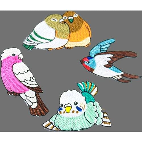 Cartoon Lovely Bird Color Parrot Patches Embroidered for Clothing Iron on Clothes Children Kid Applique Sew Stickers Badges