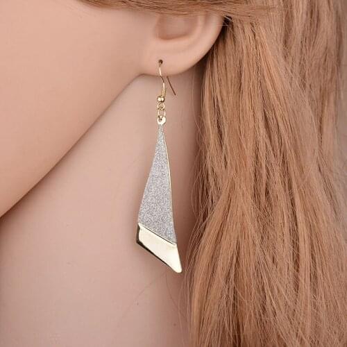 YADA Design Simple Triangle Earring for women Girl Crystal Statement Earring gold Elegant Geometric Jewelry Earrings ER200145