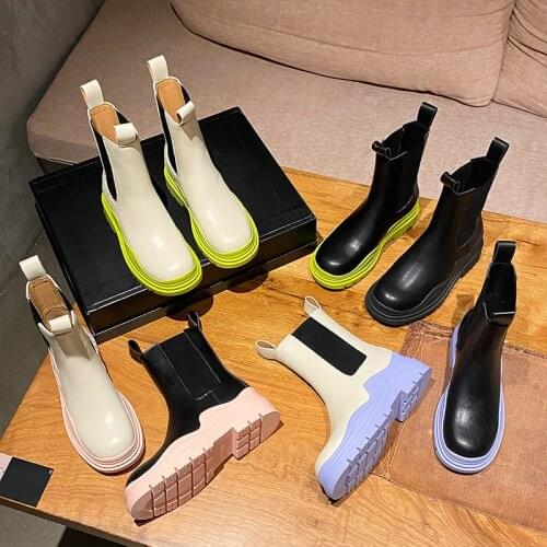 Krasovki 2021 Women Boots Genuine Cow Leather Ankle Mid Calf Platform Chunky Heel Chelsea Motorcycle Fashion Boots Shoes Botas