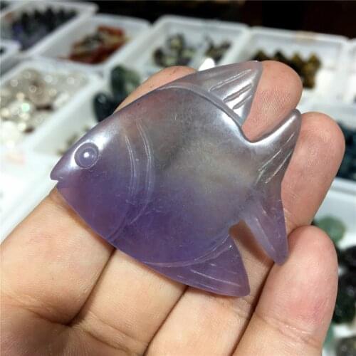 1pcs Beautiful seven color fluorite hand-carved beautiful animal fish crystal ornaments Halloween home decoration gifts