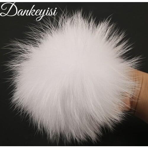 DANKEYISI Luxury Fluffy Raccoon Fur Pompom Ball Keychain Real Fur Pom Pom Pompom Mink Fur Pompon For Hats Bags Shoes Accessories