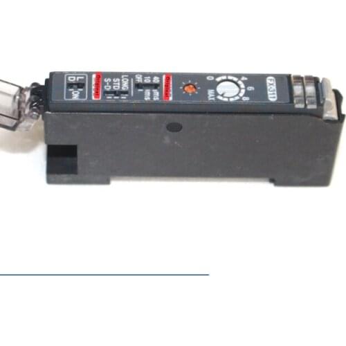 FX-311 FX-311P Manually Adjustable Fiber Optic Amplifier - Red LED 100% New original