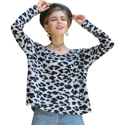 2019 New Women Leopard Knitted Sweater Winter Animal Print Winter Long Sleeve Loose Female Pullovers Casual Tops