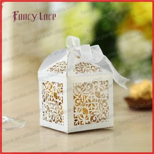 50pcs Hot Sale Wedding Flower Laser Cut Candy Packing Box Customized For Gift Bags Chocolate Box Sweet Party Decoration Supplies