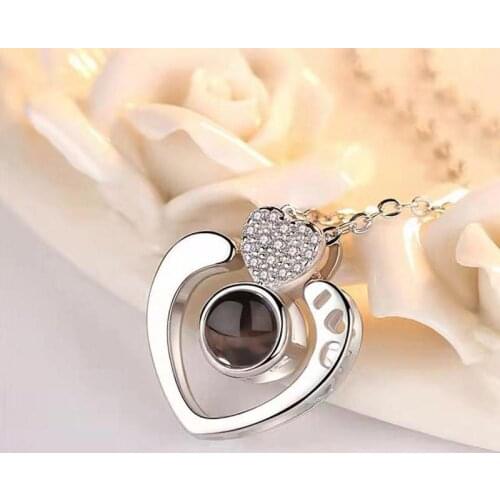 Good-looking temperament hollow rose necklace 2021 new hot products