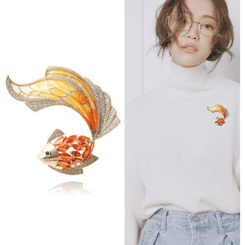 Vintage Fish Brooch For Womens Red Gold Zicon Pin Jewelry Party Office Clothes Scarf Buckle Garment Accessories Brooch Gift