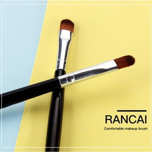 Multifunction Makeup Eye Shadow Brush Beginner Makeup Brush Natural Blooming Makeup Brush Beauty Concealer Long Pole Brush T1012