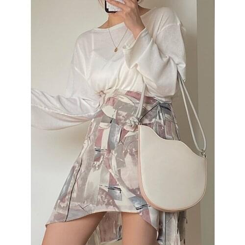 Niche design contrast color underarm bag 2021 spring and summer new all-match western-style shoulder bag portable messenger bag