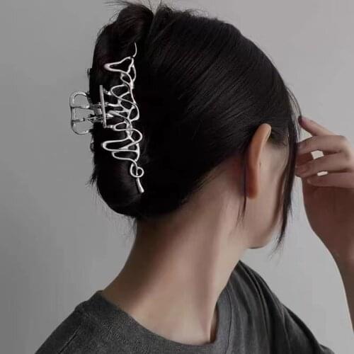 PersonalityIrregular Metal Liquid Shaped Hair Clips Claw Clips Female Shaped Back Head Pan Hair Large Claw Clips HairAccessories