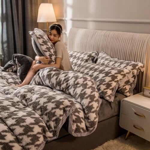 High Quality Modern Plover Pattern Warm Berber Fleece Bedding Set 200 4pcs Bedding Set Bed Cover King Size Pillowcase Sheet