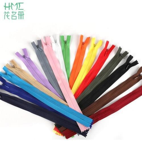 2018 New Colorful 28cm Invisible Zippers Nylon Coil Zippers for Bag DIY Craft Home Garment Sewing Clothes Accessories 10pcs/lot