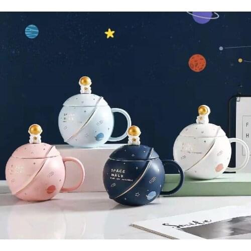 Astronaut Planet Mugs Cartoon Ceramic Round Creative Personality Gift Cup Drinking Cups Set Coffee Wth Lid Mug