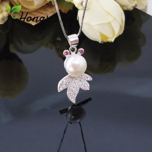Hongye Gold Fish Pendant Necklaces with Natural Pearl Women Chic Jewelry Luxury Silver 925 Neck Chains Birthday Gifts Necklace