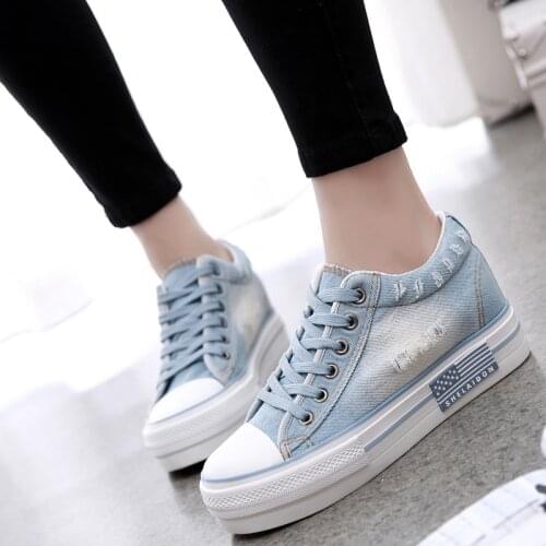 Hidden Heel Shoe Denim Canvas Trainers Women Platform Wedge Sneakers Women Casual Shoes for Women Sneakers Walking Shoes New