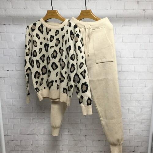 Free shipping 2 Pieces Women Tracksuit Jogging Pants Pullover Sweater Set CHIC Knitted Outwear Chandal Mujer Invierno Leopard