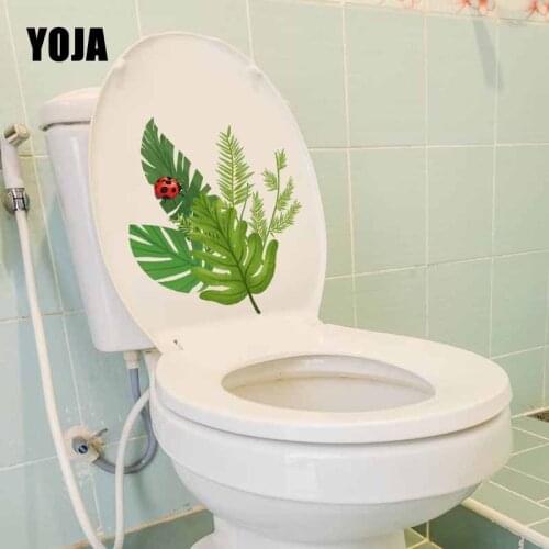 YOJA 21.1X23.1CM Cartoon Pattern Toilet Decal Home Decor Wall Sticker Coccinella Septempunctata T5-1078