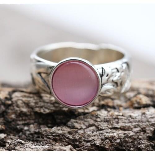 Vintage Simple Pink Stone Rings Round Design Engraved Flower Pattern for Women Wedding Party Retro Finger Ring