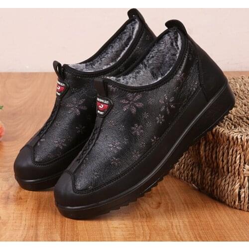 Snow Boots Woman Shoe 2020 Winter New Women Ankle Boot Fashion Plus Size Ladies Wear-resistant Soft Bottom Mom Cotton Shoes