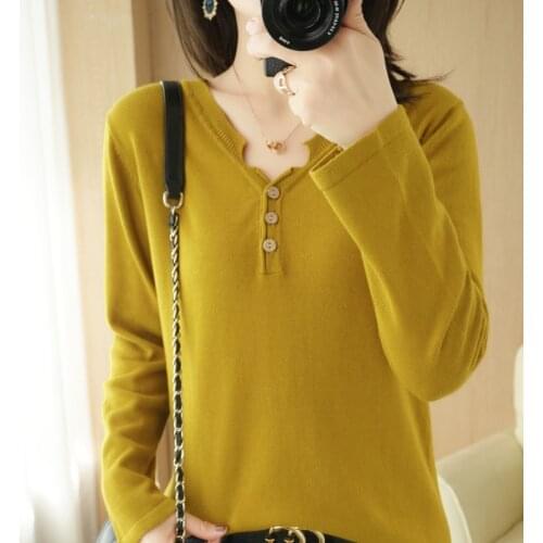 Best selling 100% cotton womens spring and autumn long-sleeved loose short solid color knitted V-neck pullover bottoming shirt