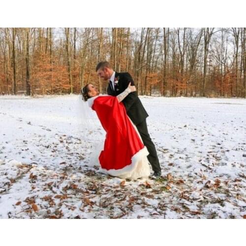 Wedding Party Cloak Women Coat Faux Fur Bride Winter Cape Hooded