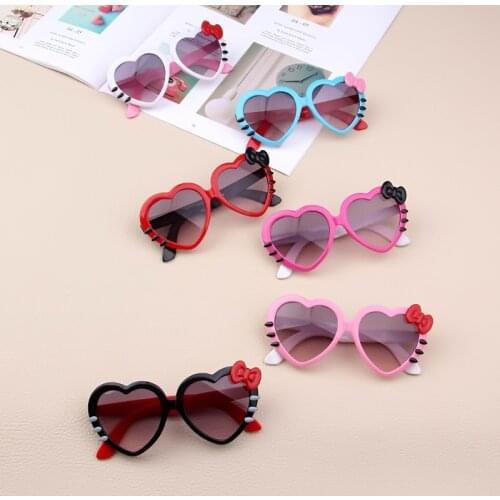 2020 New Kids Heart Sunglasses Lovely Baby Glasses for Boys and Girls Children Sunglasses Shades for Children funny gift