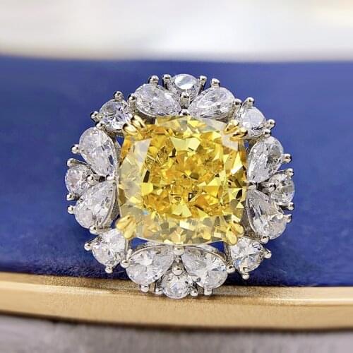 2021 New S925 Sterling Silver 11*11 Yellow High Carbon Diamond Ice Flower Cut Ring For Women Fashion Wedding Party Fine Jewelry