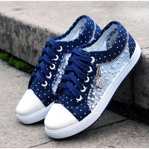2021 Spring Summer New Womens Hollow Denim Sneakers Flat Casual Sports Female Shoes Breathable Cloth Shoes Student Mesh Shoe
