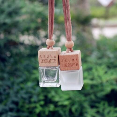 10pcs/lot 6ML Clear Glass Bottle Car Hanging Pendant Parfum Bottle Mini Refillable Perfume Packaging Bottle with Wooden Cap