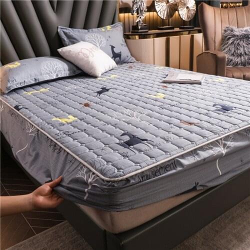 Thickened Fitted Sheet Brushed and Washed Cotton Quilted Mattress Cover (no pillowcases)
